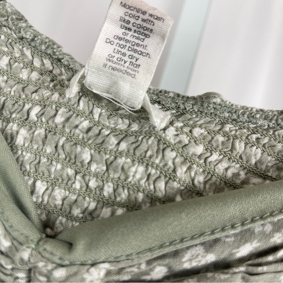 Japna Medium Ciottagecore Smocked Floral Retro Ruched Crop Top Olive Green - Picture 6 of 7